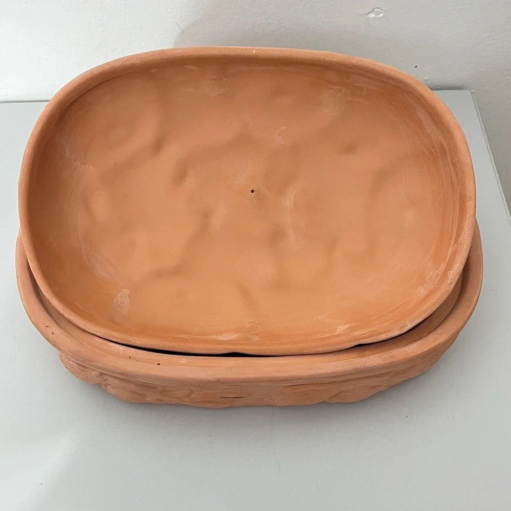 Boston Warehouse Terracotta Onion Baker  Orange Vintage 1994 Embossed